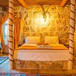 Mahperi Cappadocia Cave