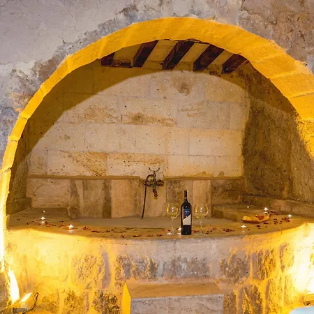 Mahperi Cappadocia Cave Невшехир