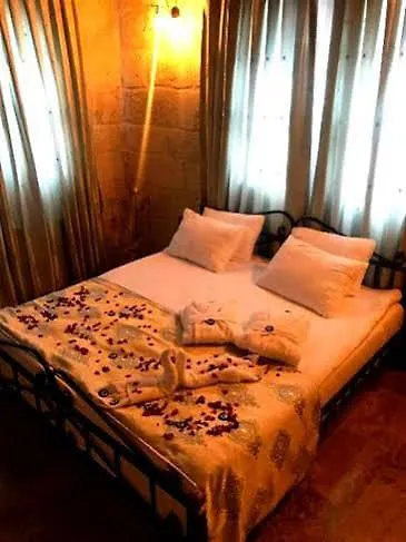 Mahperi Cappadocia Cave Nevşehir